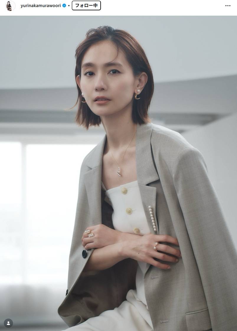 痩せた？」「女性誌恥ずかしいけど」胸元かがやく〝大胆ショット