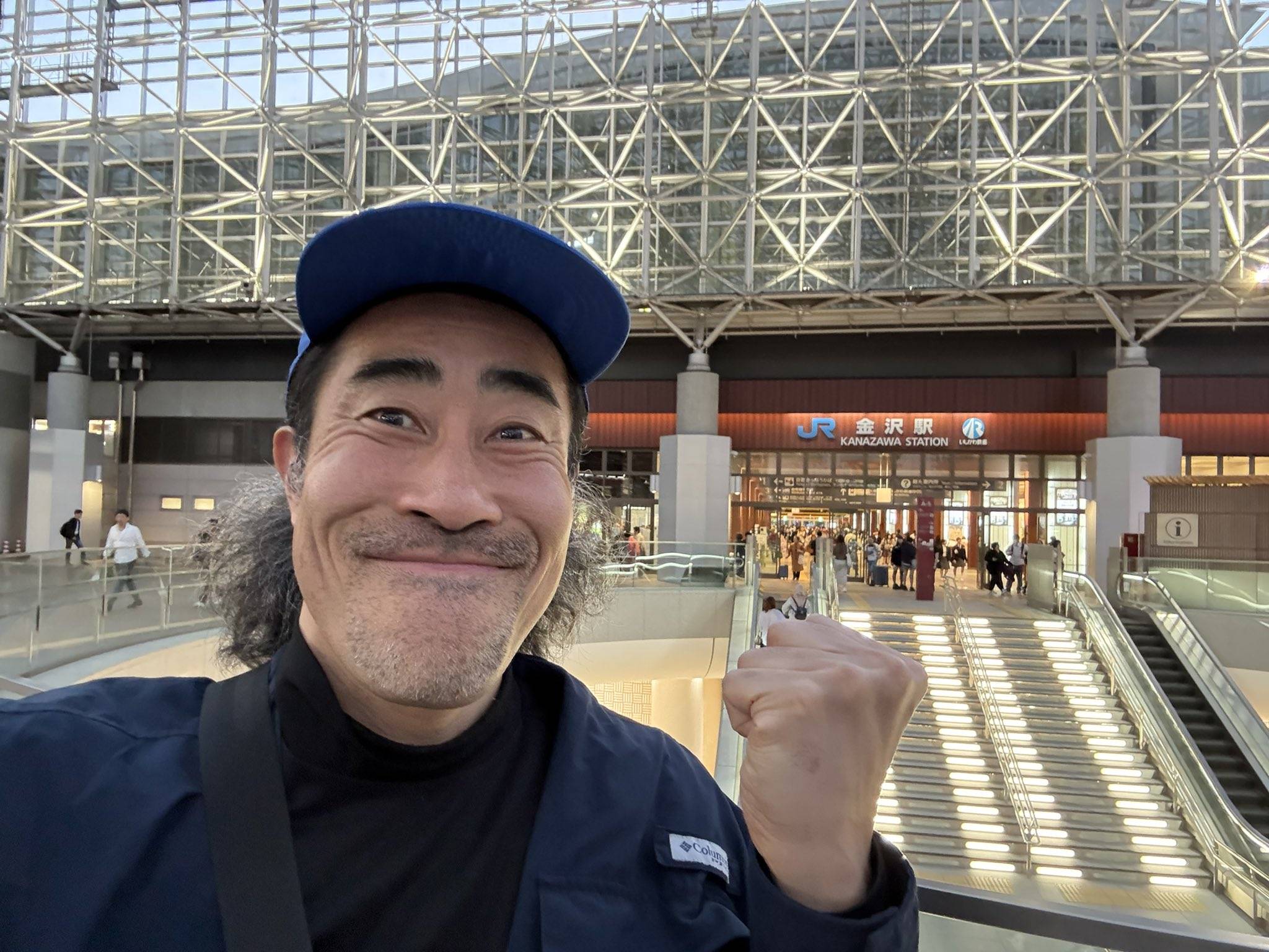 懸賞生活で大ブレイクから28年…なすび〝50歳の現在〟に反響続々「昔と