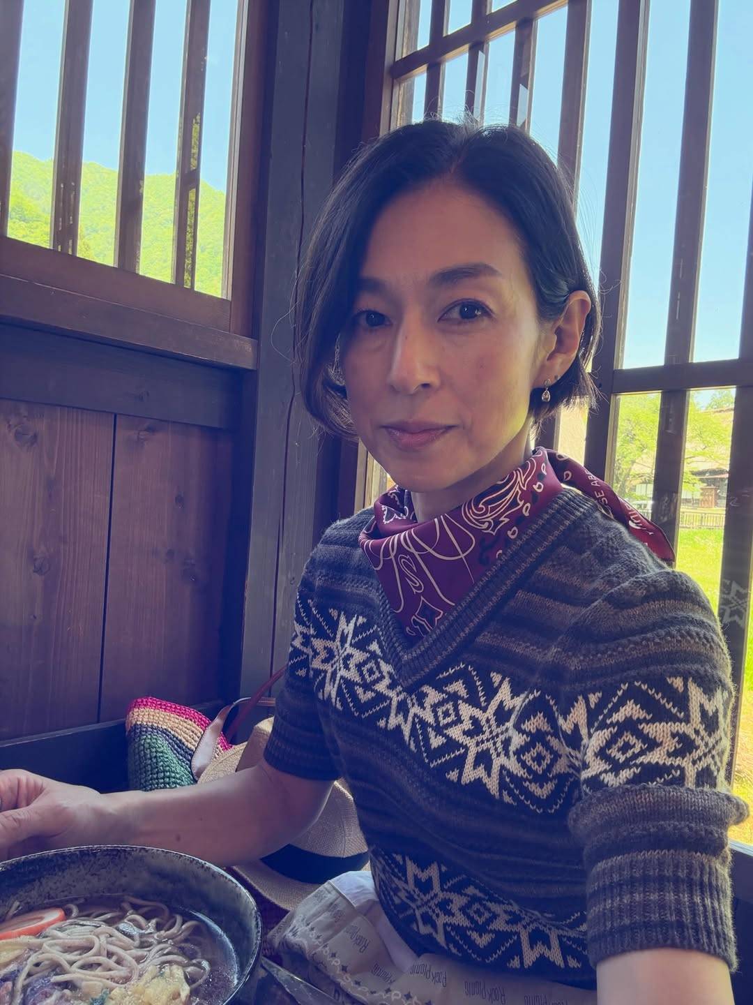 見惚れてしまい、ただため息」デビュー40周年、鈴木保奈美の近影が話題