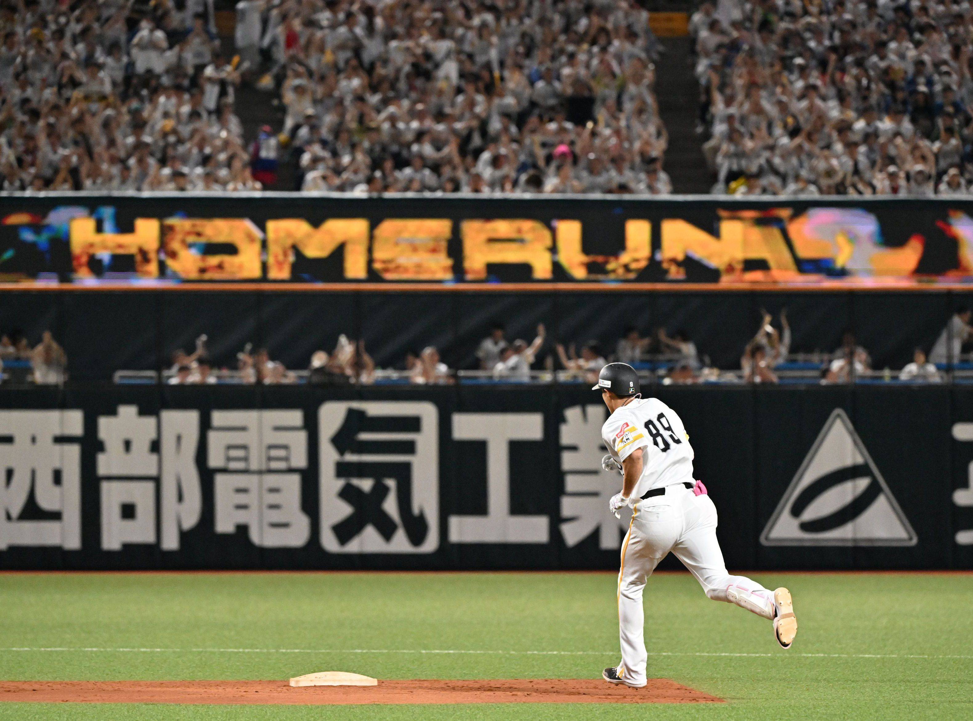 これが「89」のパワー！ ソフトバンク柳田悠岐 勝ち越し6号2ランに「何