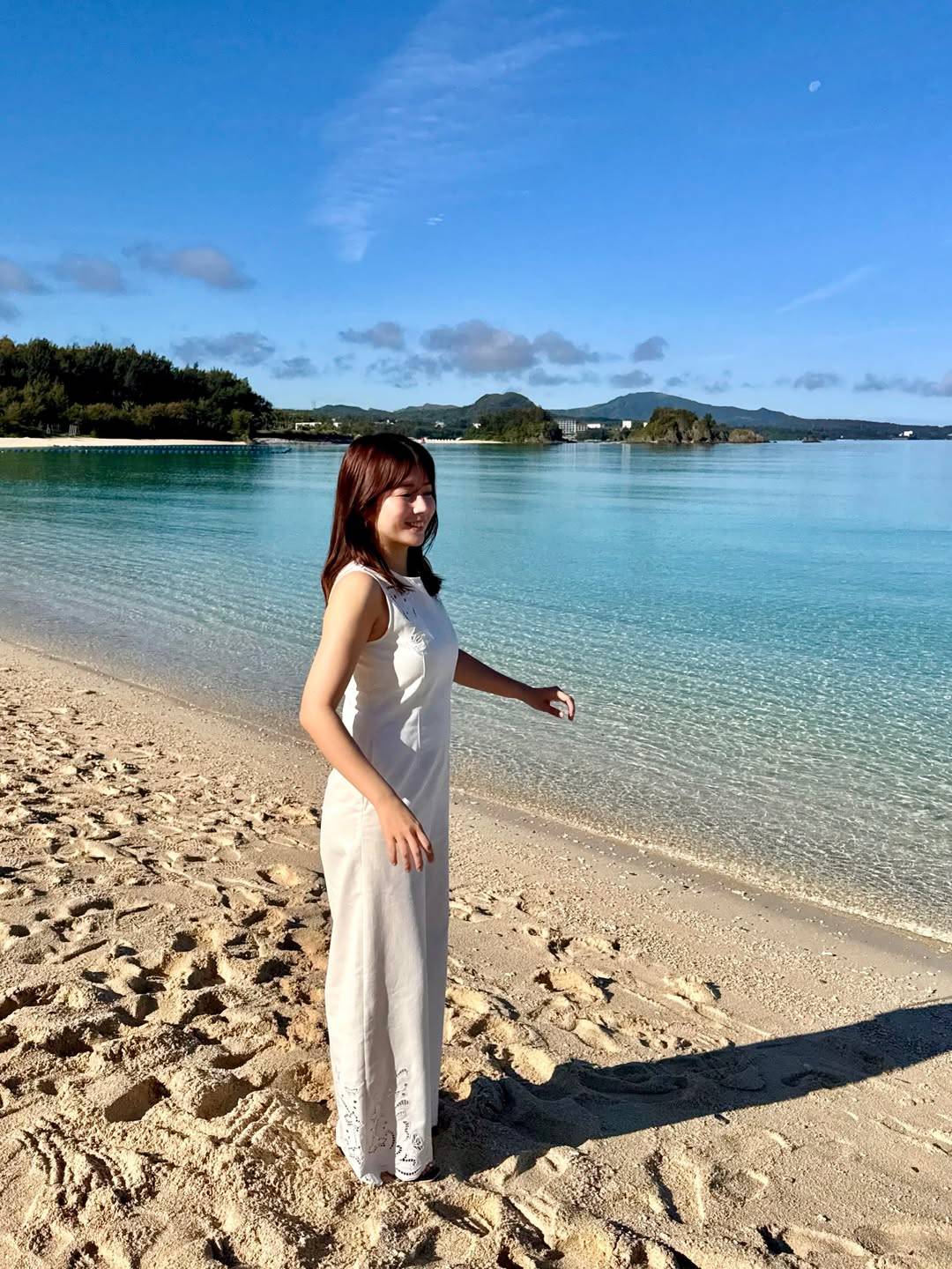 ノースリ姿の沖縄旅行ショットが話題のテレ朝・田中萌アナ（イン