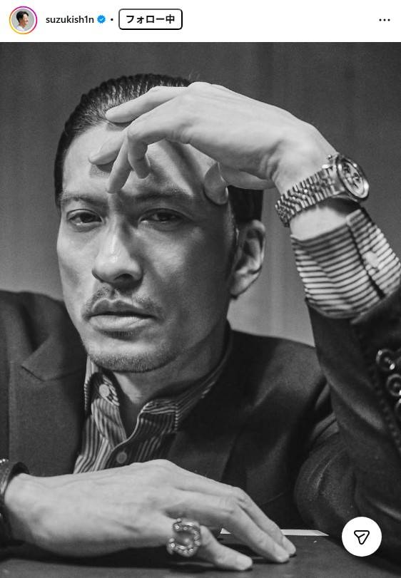 急にどうしたの?!」TOKIO脱退から5年…長瀬智也〝激シブ〟モノクロ写真