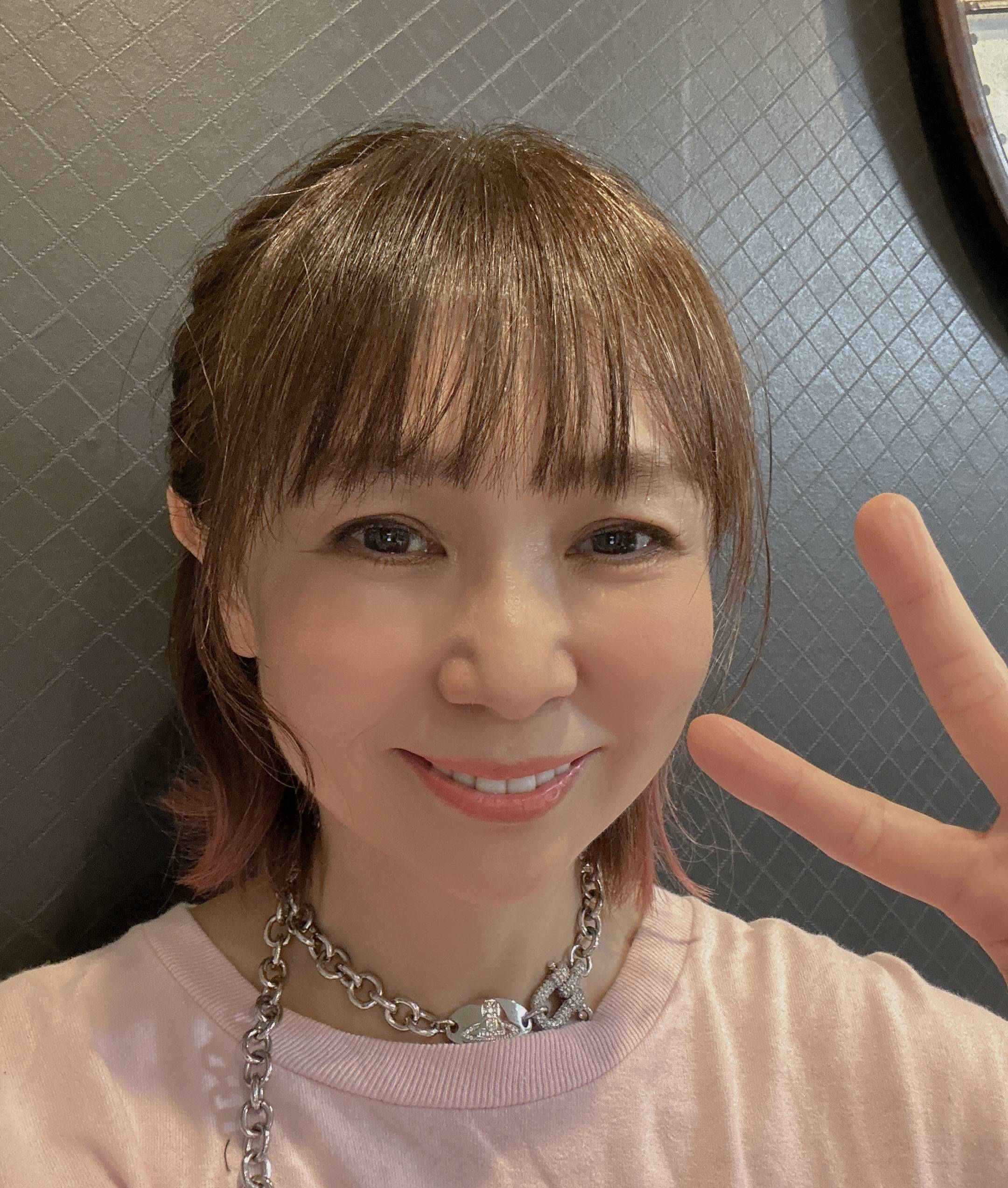 マジでこれ本物⁉」59歳の永井真理子〝最新ドアップ〟ショットに反響