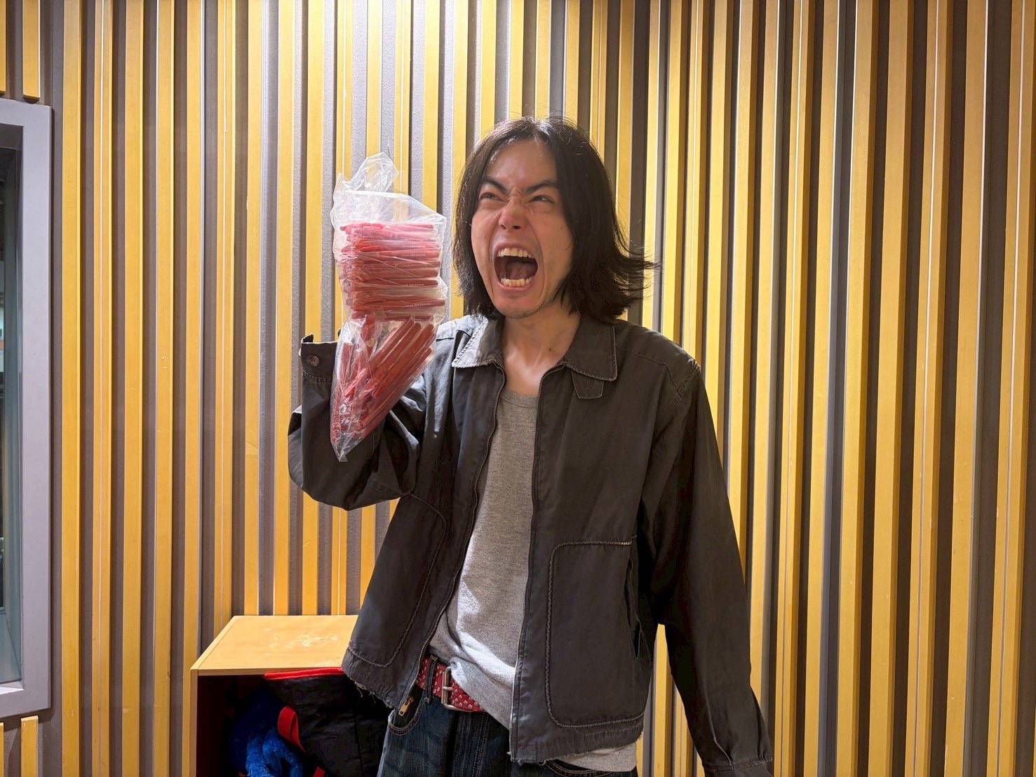 笑いすぎて酸欠気味」菅田将暉〝絶叫〟3年ぶりラジオ出演姿に反響