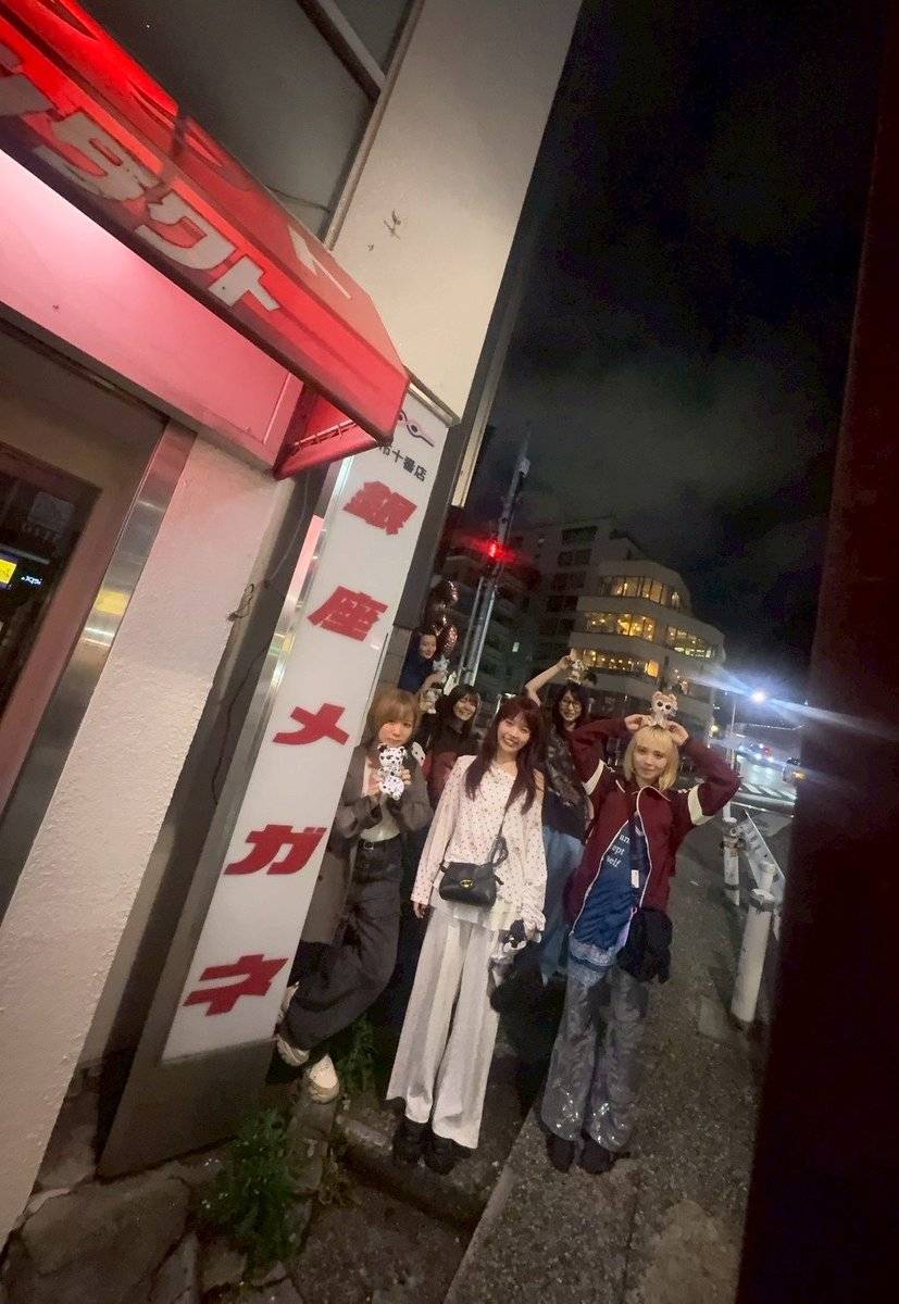 解散して3周年」BiSH元メンバー6人全員集合！仲良しショットに「BiSHだ