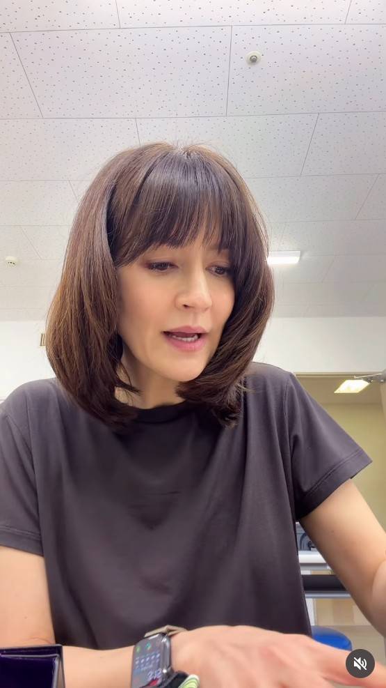 「見たことなかった」アンジェラ・アキ〝メガネ無し〟姿が反響「尊いぜ」「なんだか不思議な感じ」の声:「おっ!」でつながる地元密着のスポーツ応援 ...