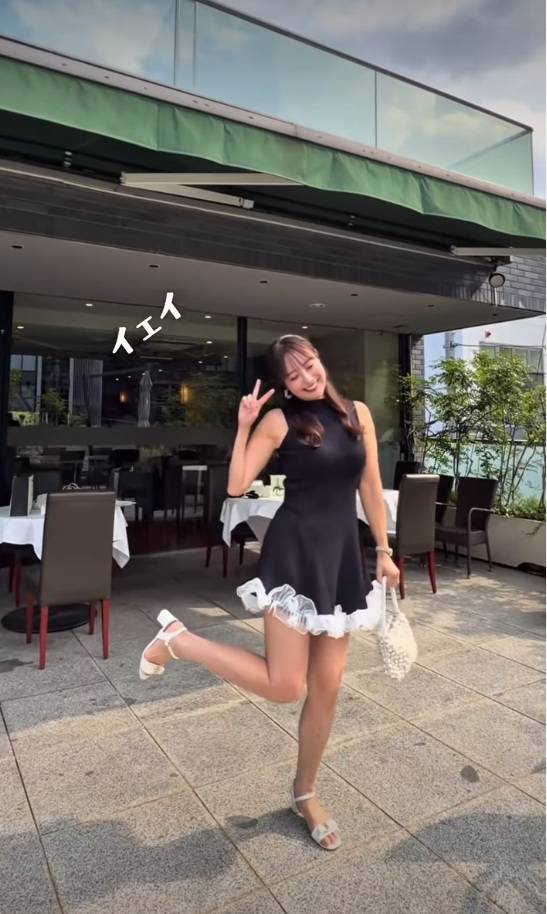 50歳だけど大丈夫？」と質問…「中に履かないと見えちゃう」〝超ミニ