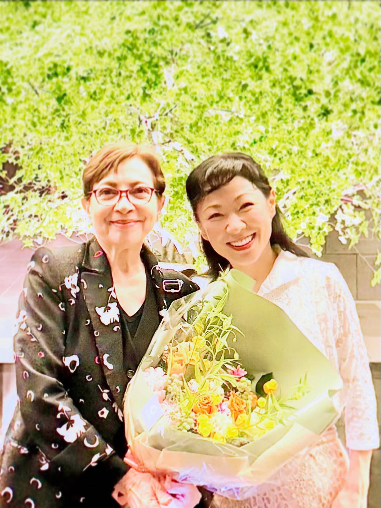 鳳 蘭 現在