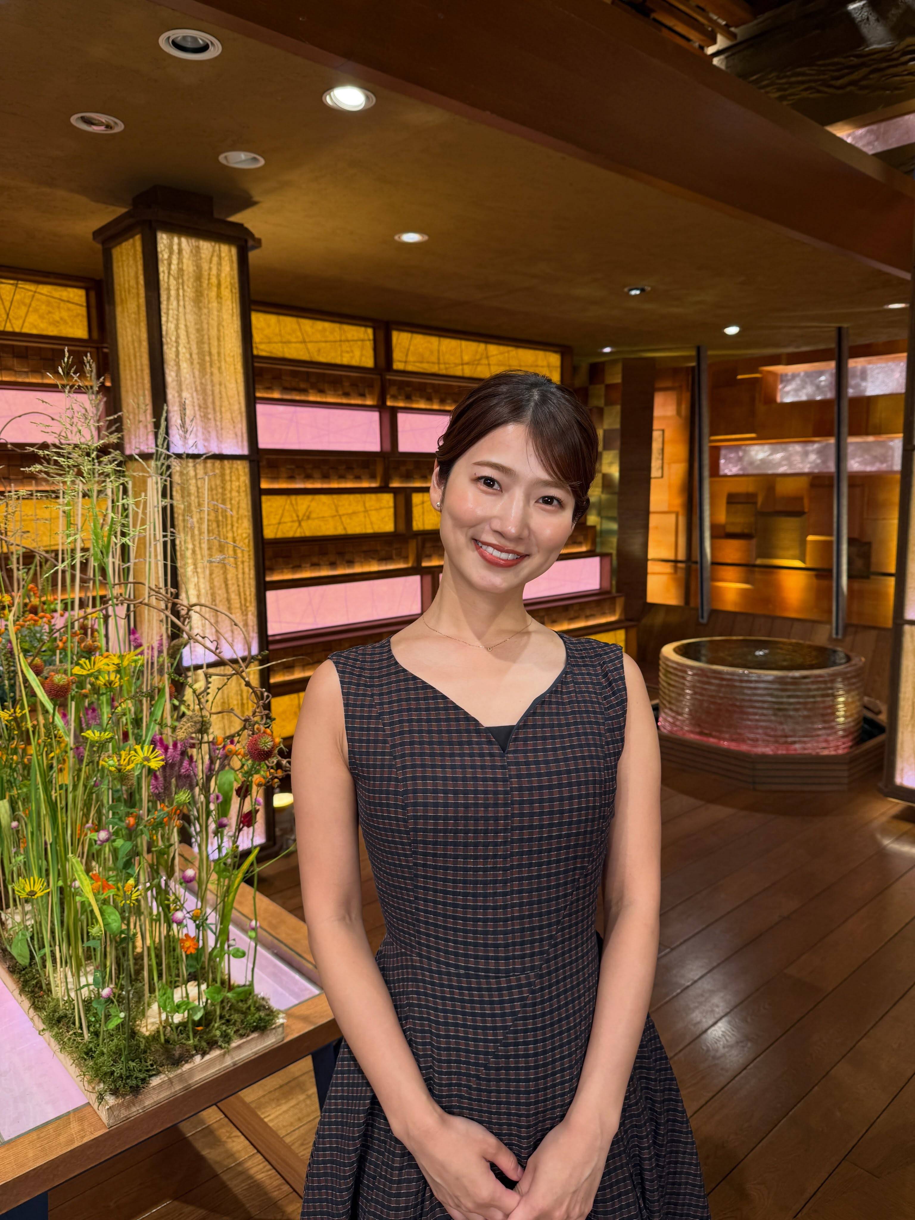 安藤 萌 々