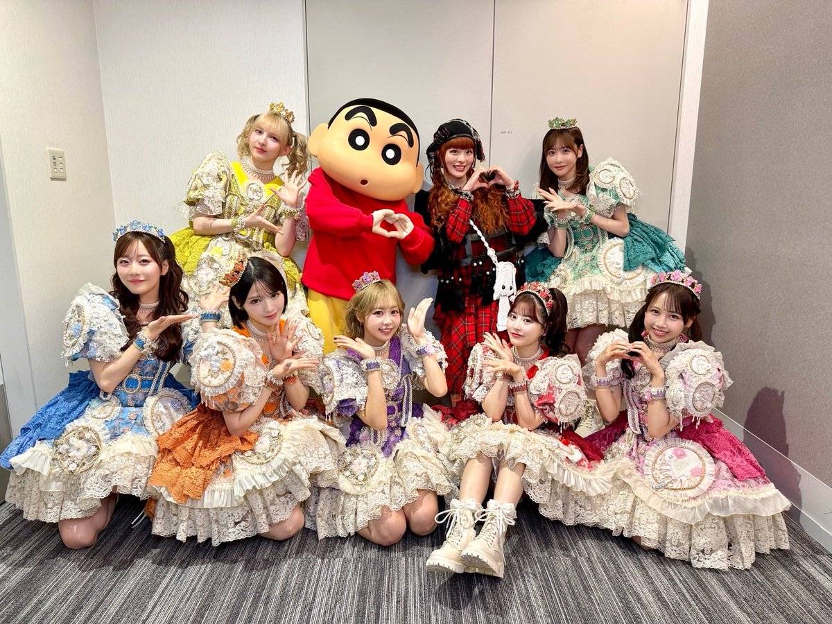 KAWAII溢れてて最高」きゃりーぱみゅぱみゅとFRUITS ZIPPER〝M