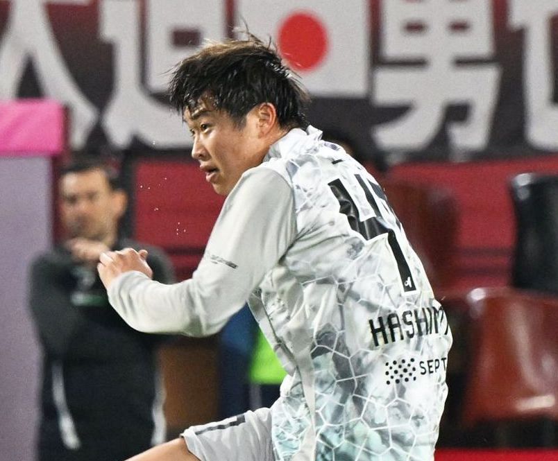 アビスパ福岡　ユニホーム 前選手 博多、天神で流して」「サブスクとか円盤化希望」J1アビスパ福岡の