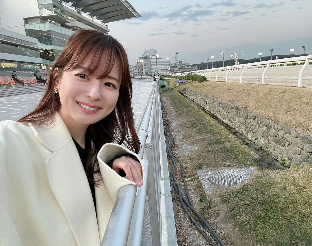 もーメロメロ」皆藤愛子〝41歳のキャミワンピ〟姿に「まだまだバリバリ