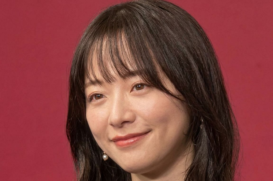 ガニ股だ…」〝歩き方〟にさまざまな声が寄せられている森香澄｜「ガニ