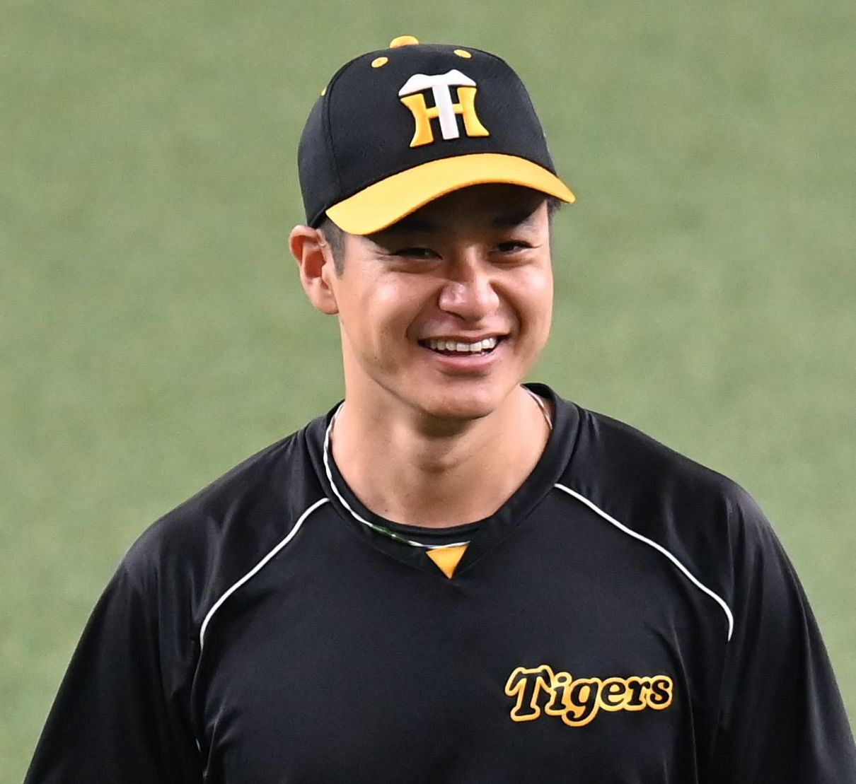 「足の裏の感覚は大事にしている」阪神の大竹耕太郎が素足トレ、矢の形をした器具「フレーチャ」をスロー:「おっ!」でつながる地元密着のスポーツ応援