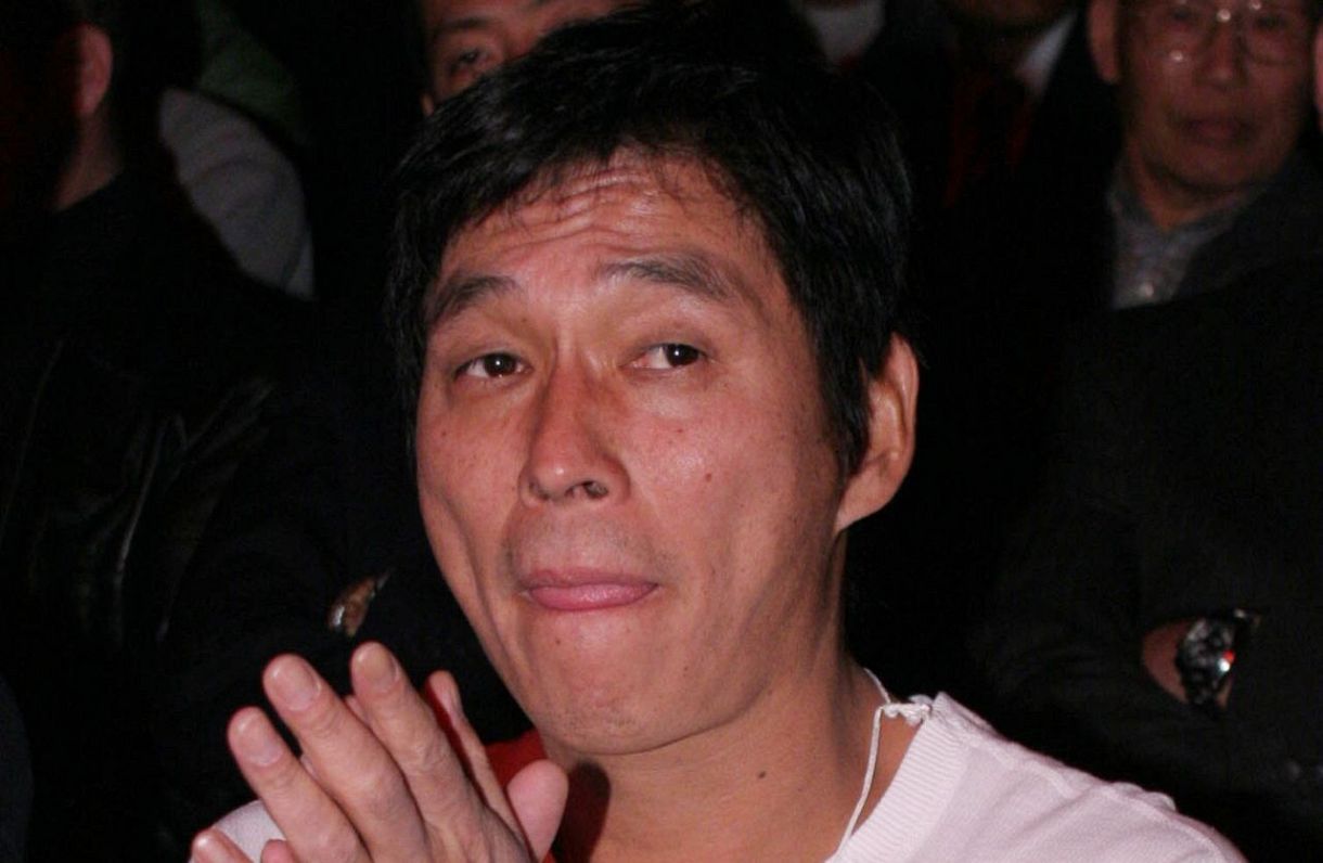 明石家さんま、71歳誕生日を祝う豪華ケーキに反響続々「ええなあ若い子
