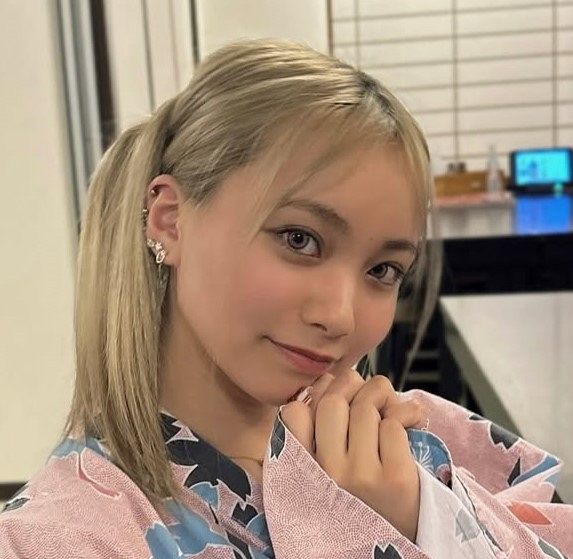 ゆきぽよ」の妹・ゆみちぃ〝黒髪＆清楚〟に大変身!!仰天