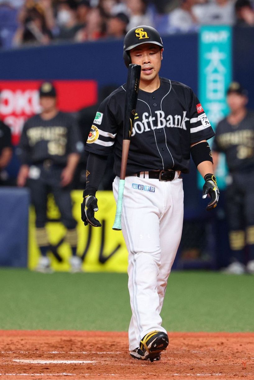 ソフトバンク「魔の7月」決別なるか 首位快走も小休止 6月MVPの近藤