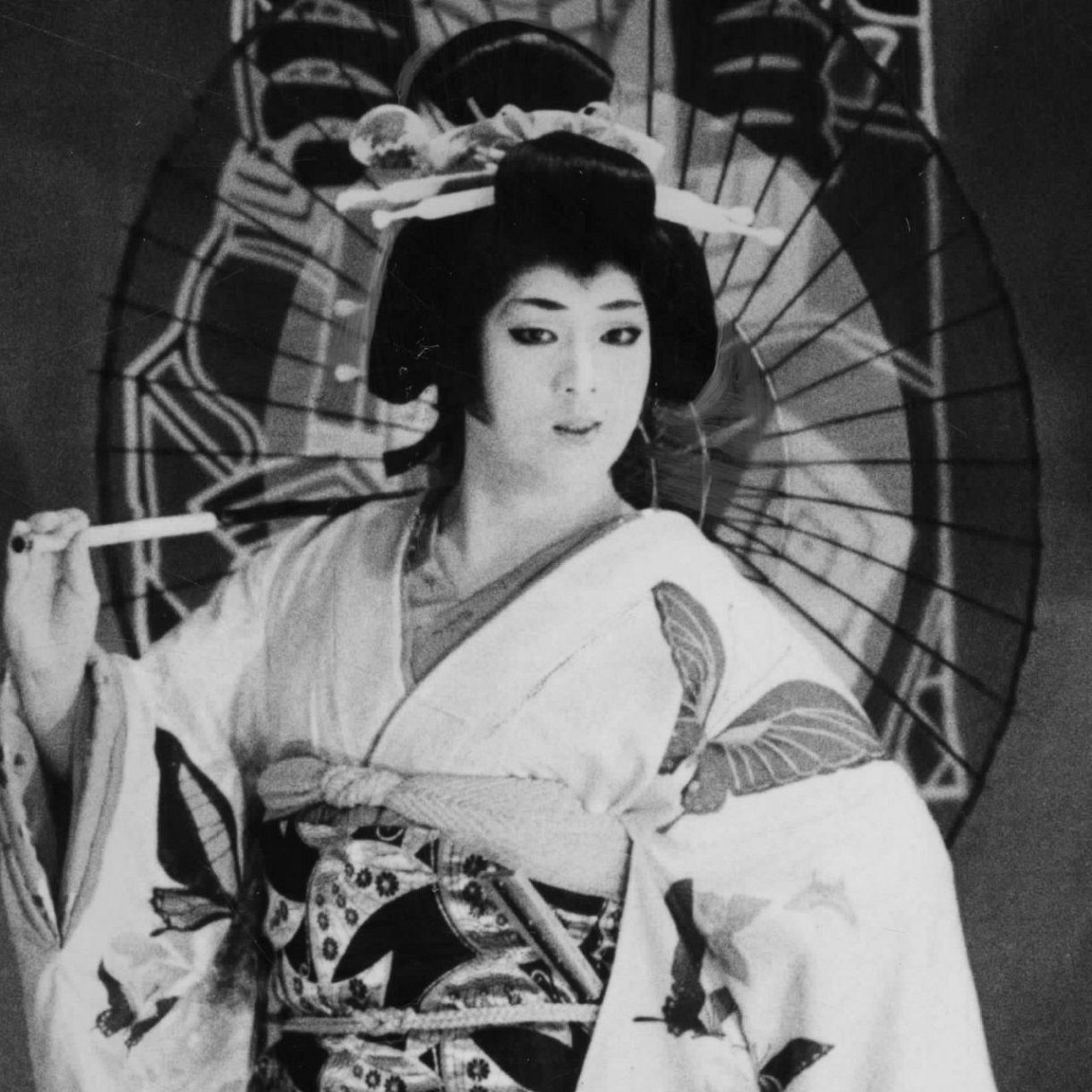 下町の玉三郎」の最終形態!?梅沢富美男〝おばあちゃん〟姿に反響