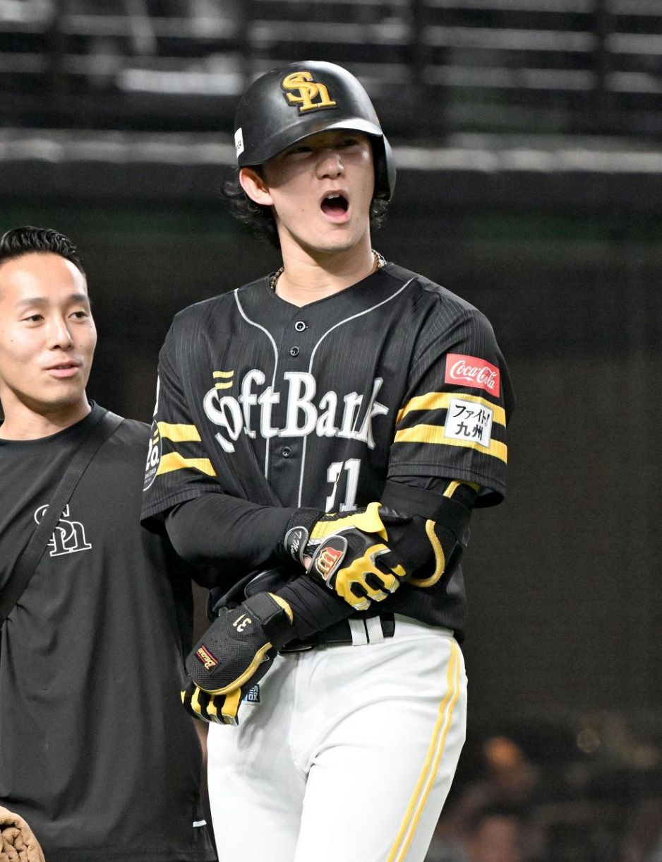 sbhawks スポーツ 公式 正木智也選手 直筆サインユニフォーム タカポイント