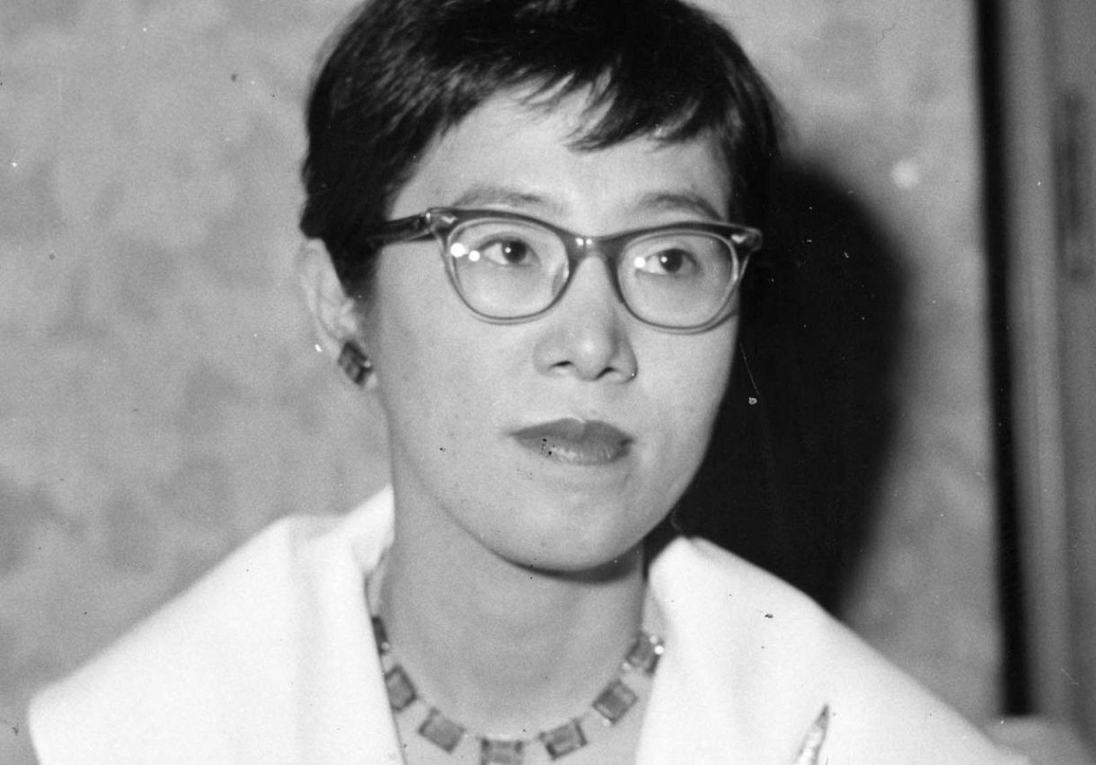 山崎 豊子