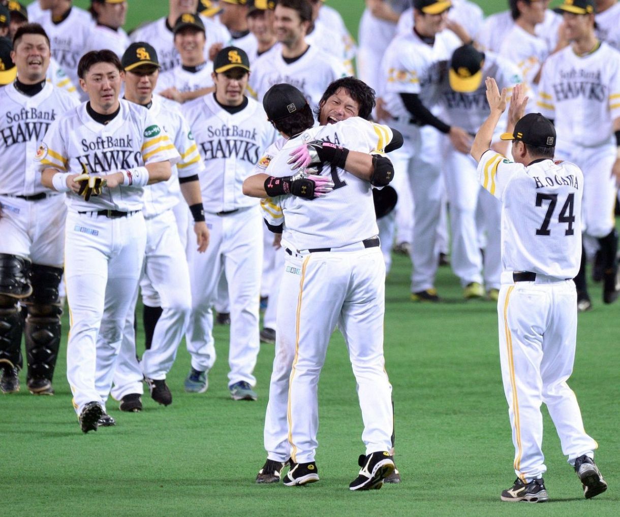 今年最後の打席だと」144試合目の劇的決着 松田宣浩、優勝決定 今年最後の打席だと」144試合目の劇的決着 松田宣浩、優勝決定