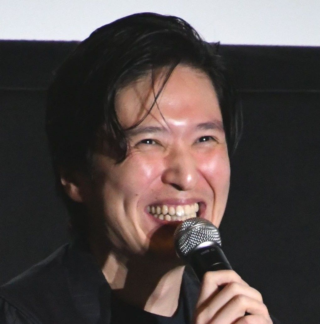 ファンをざわつかせている川崎鷹也(左)と清塚信也の2ショット｜「マジかー」人気音楽家・清塚信｜写真｜【西スポWEB OTTO!】