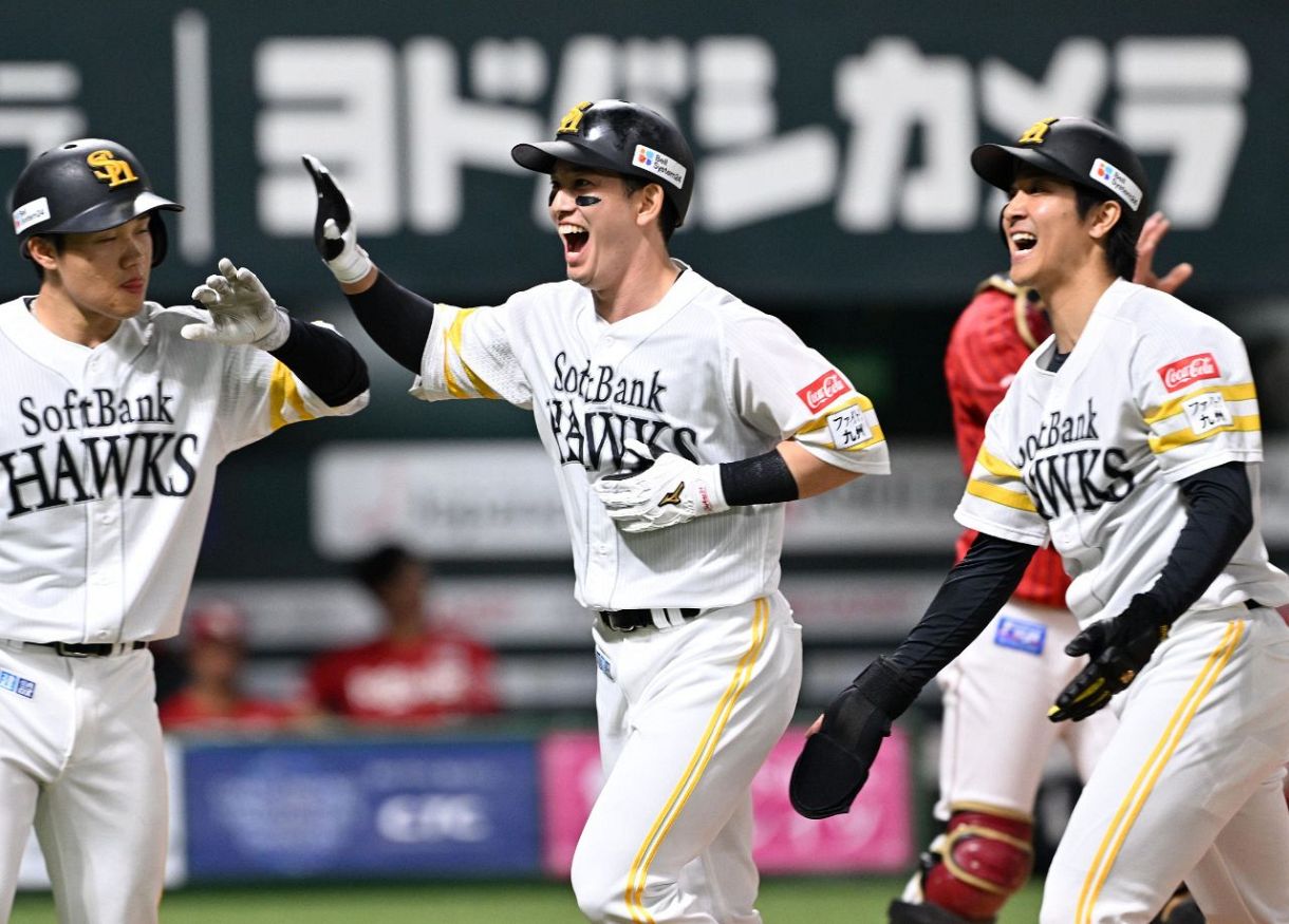 脅威の「3→3→3→4」 ソフトバンク栗原陵矢、4戦13打点の荒稼ぎで打点