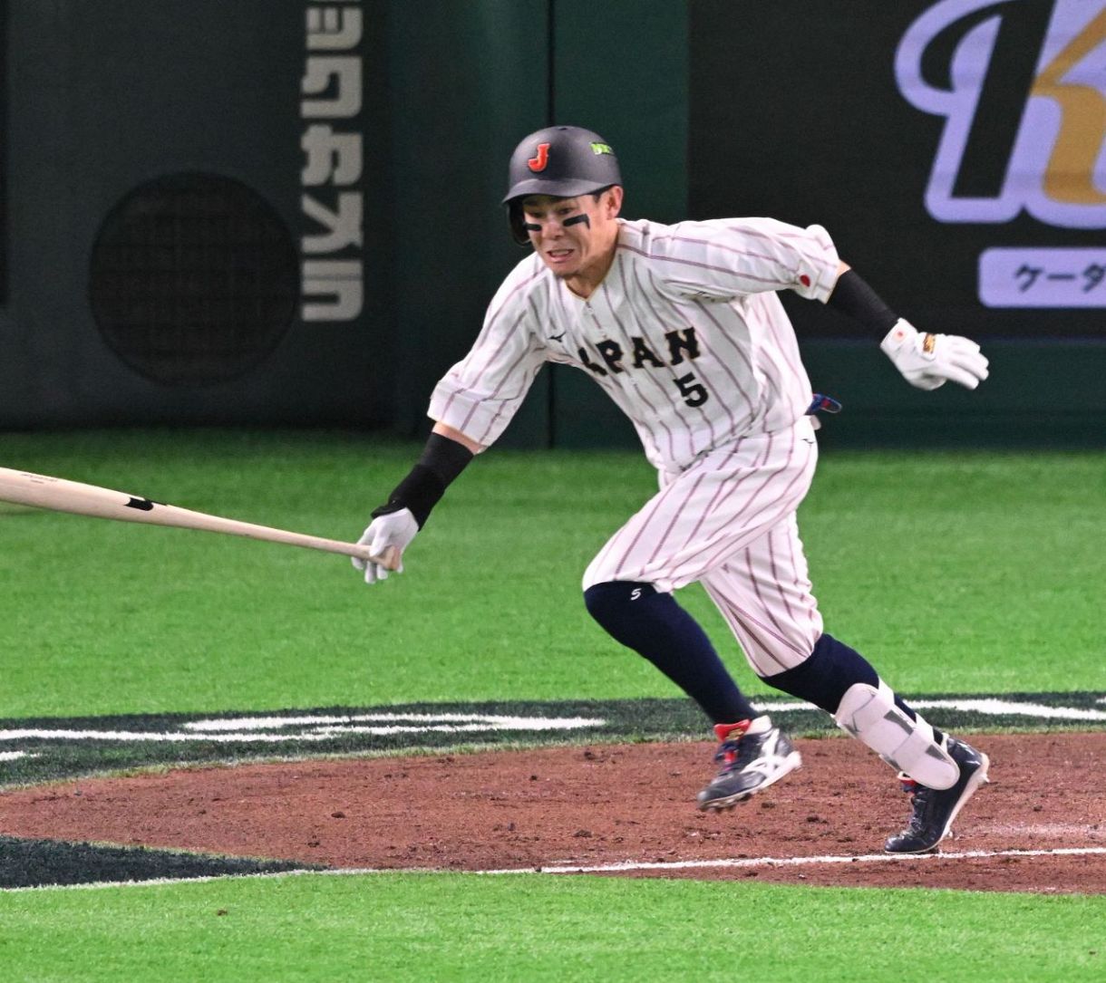 侍ジャパン牧原大成がWBC初スタメンで今大会初安打 〝思い出〟のチェコ