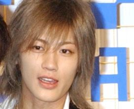 ヤンキーやがな‼」赤西仁〝若き日の父〟を初公開「めっちゃ似てる