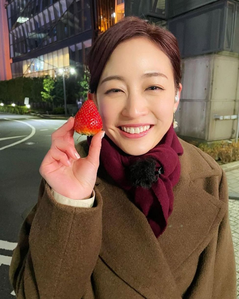 「4年の間に2人出産」新井恵理那〝4年ぶりショット〟が話題「子供がいるとは思えない」「本当にかっこいい」：「おっ！」でつながる地元密着の ...