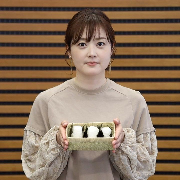 日テレ人気アナ〝ミトちゃん〟1人勝ち！トークライブはチケット