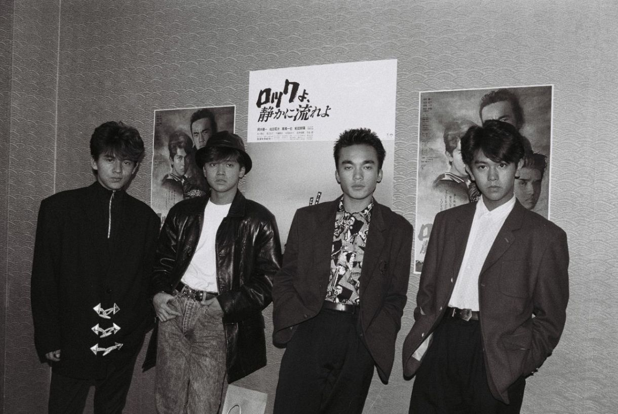 ラジオ番組に元メンバーが出演し話題の男闘呼組=1990年撮影｜「治安