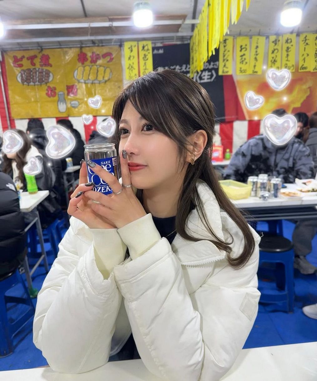 美女穴 