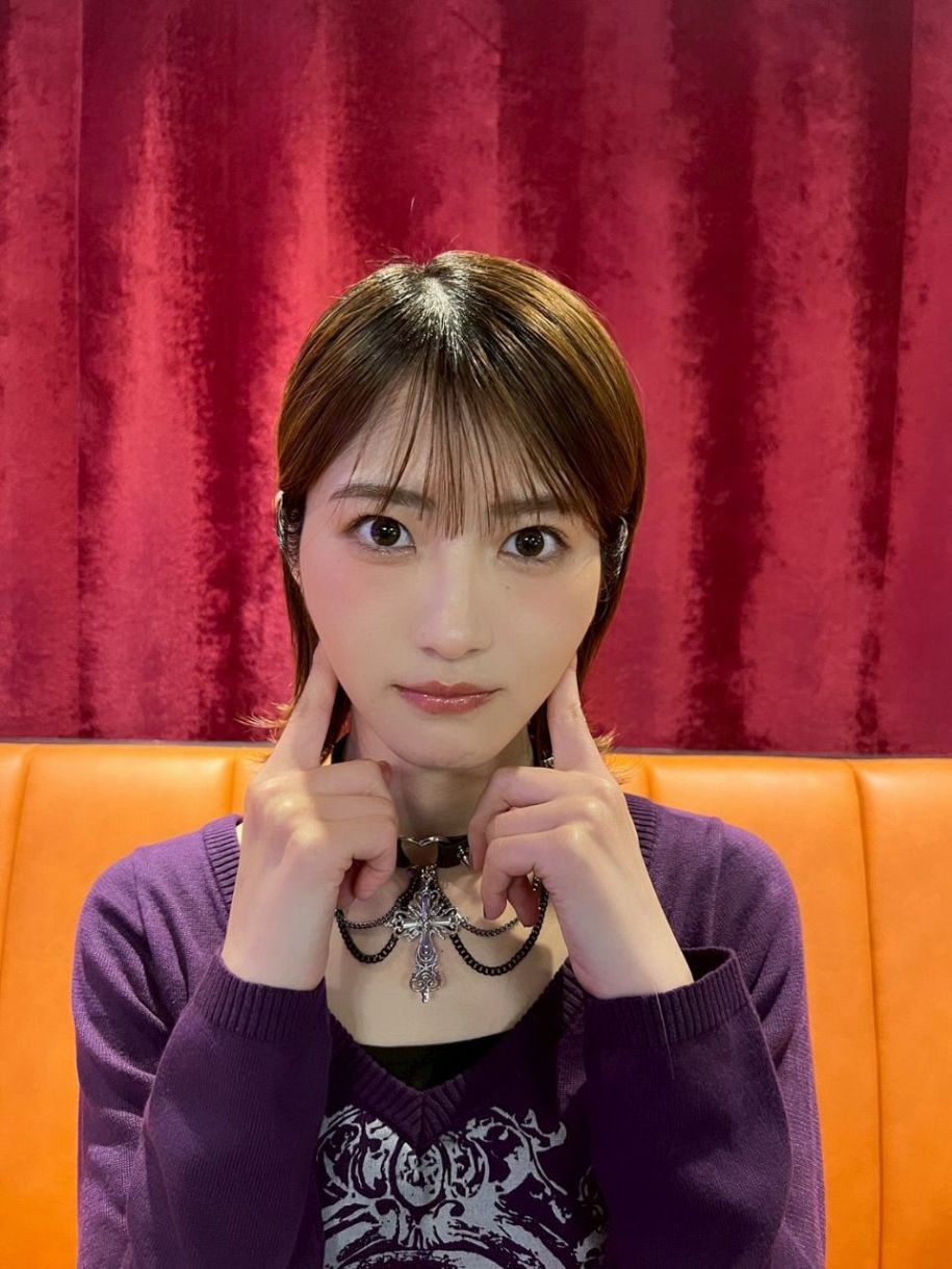 乃木坂 トレカ 3dクリスタルカード 若月 佑美 くわえタバコにタトゥー…元乃木坂・若月佑美〝仰天〟ビジュに反応様々