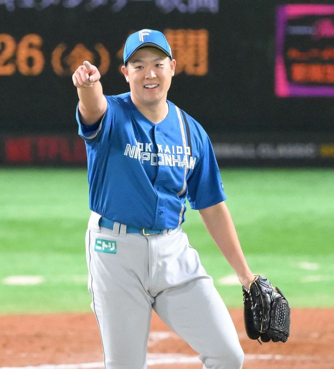 最速160㌔〝魔球〟で絶対的守護神に 日本ハム・斎藤友貴哉【スポット