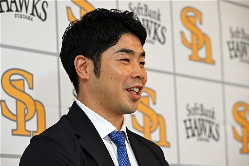 ソフトバンクホークス  近藤健介選手型(KK)MIZUNO Pro硬式木製バット ソフトバンクホークス 近藤健介選手型(KK)MIZUNO Pro硬式木製バット