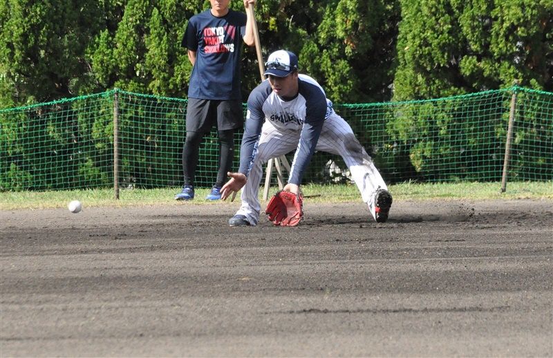 下手くそなので」ヤクルト村上宗隆が異例のキャンプ初日30分特守敢行