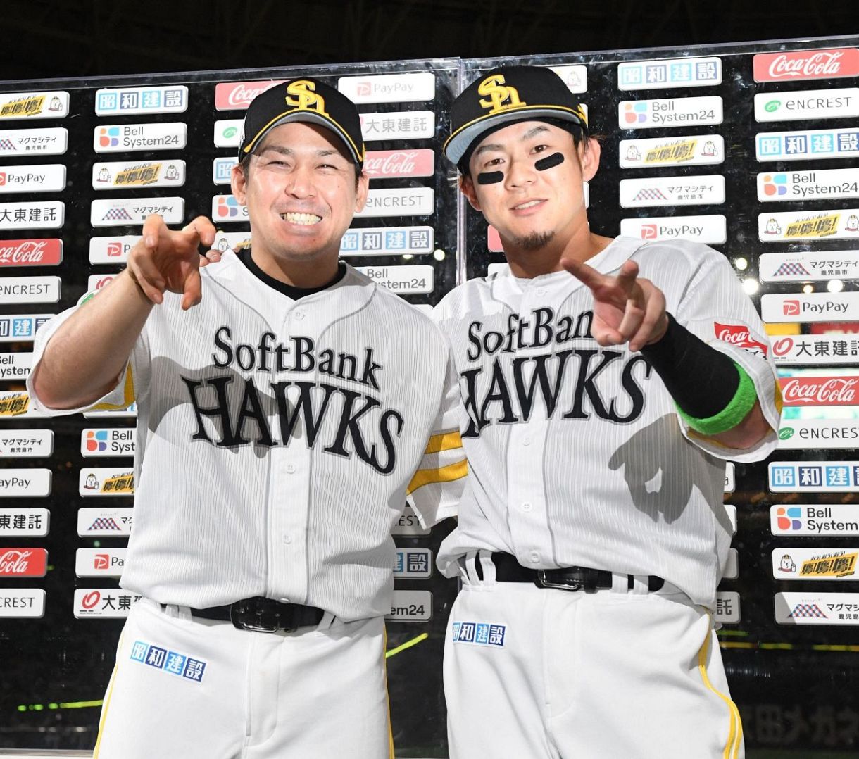 若鷹ガチャ 近藤健介、甲斐拓也、牧原大成、周東佑京 アクリルスタンド 若鷹ガチャ 近藤健介、甲斐拓也、牧原大成、周東佑京 アクリルスタンド