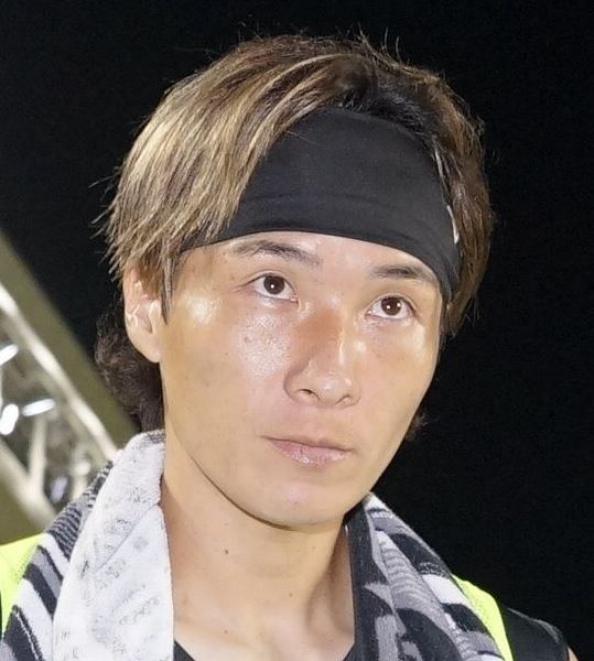 【限定レア】優勝決めたPK！山岸祐也！ファンコミュニティ限定パーカー 魔物いなくてよかったな！！」SNSをざわつかせたストライカーが