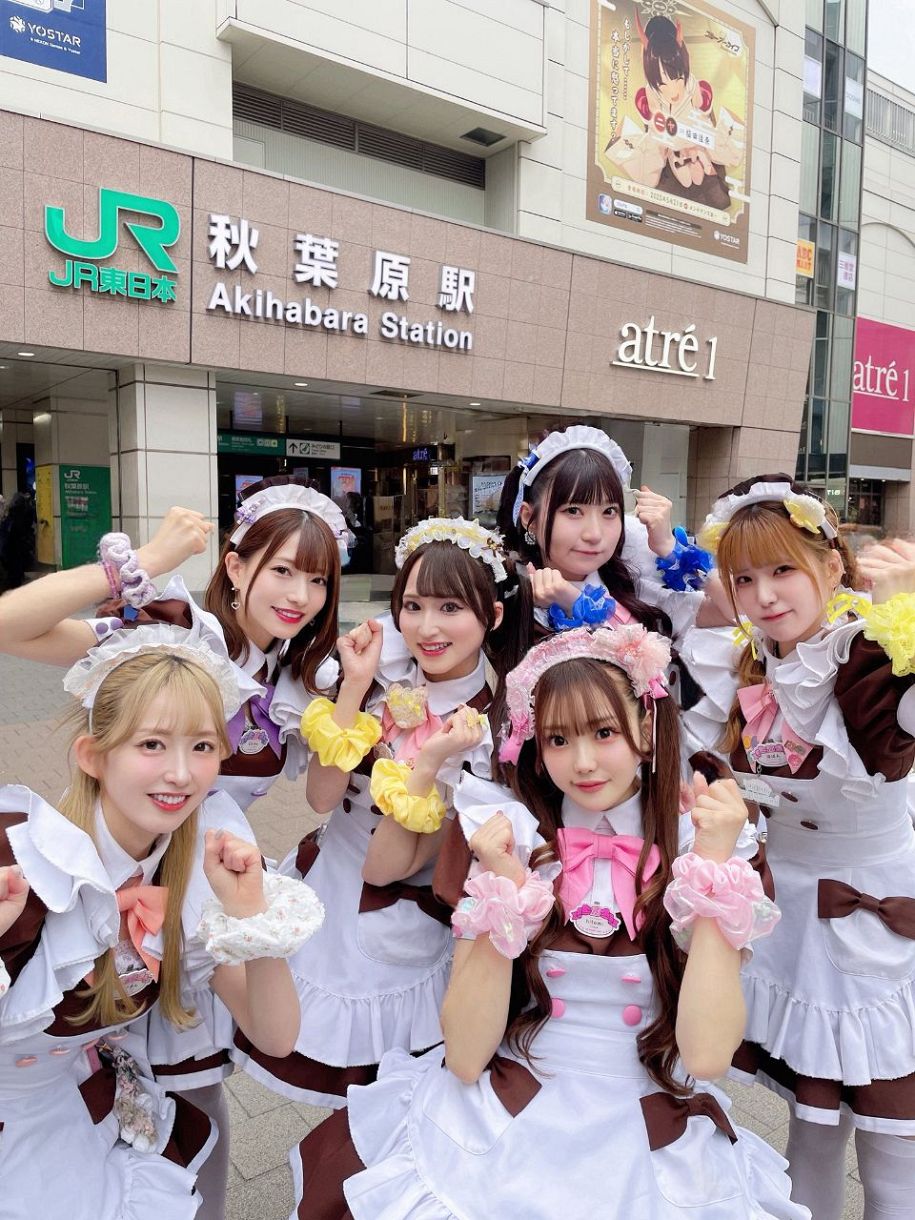 メイド ひとみ 年齢