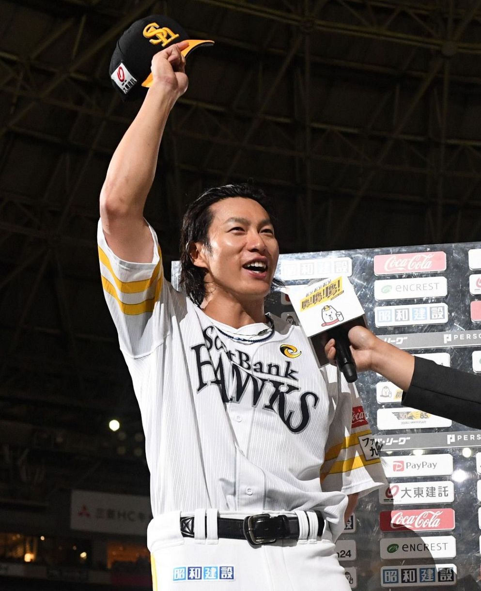 8歳くらい若返った気がする」打って守って走って、ソフトバンク34歳
