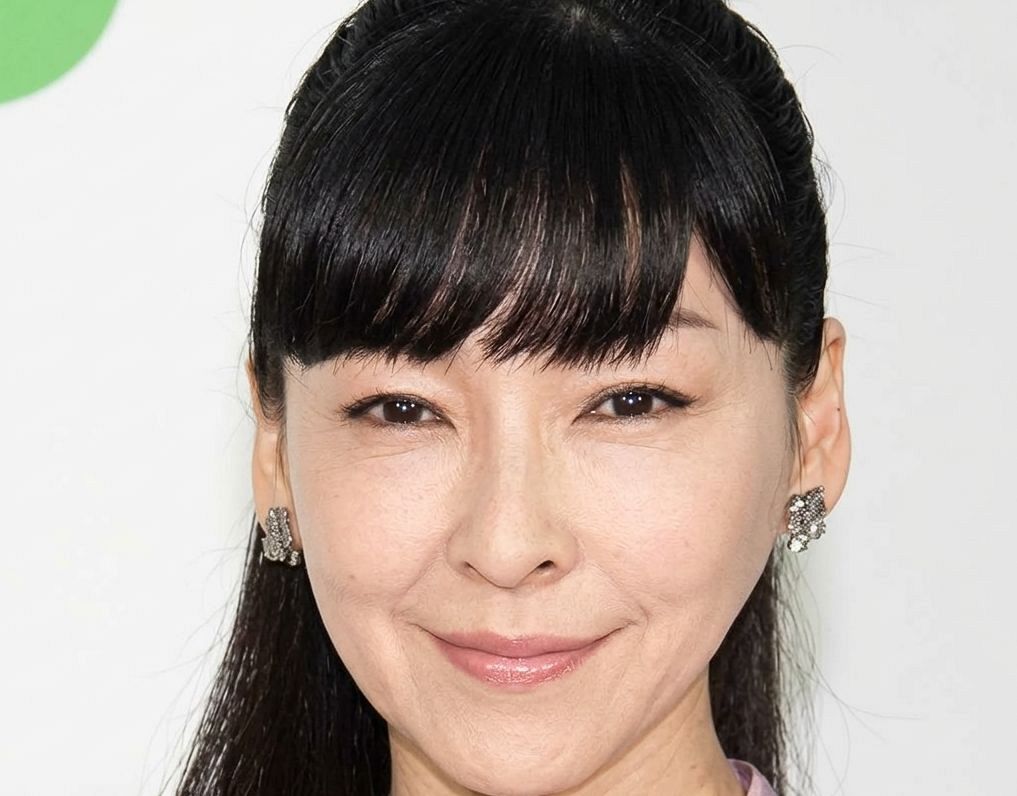 麻生久美子のプロフィールまとめ 若い頃や家族構成など