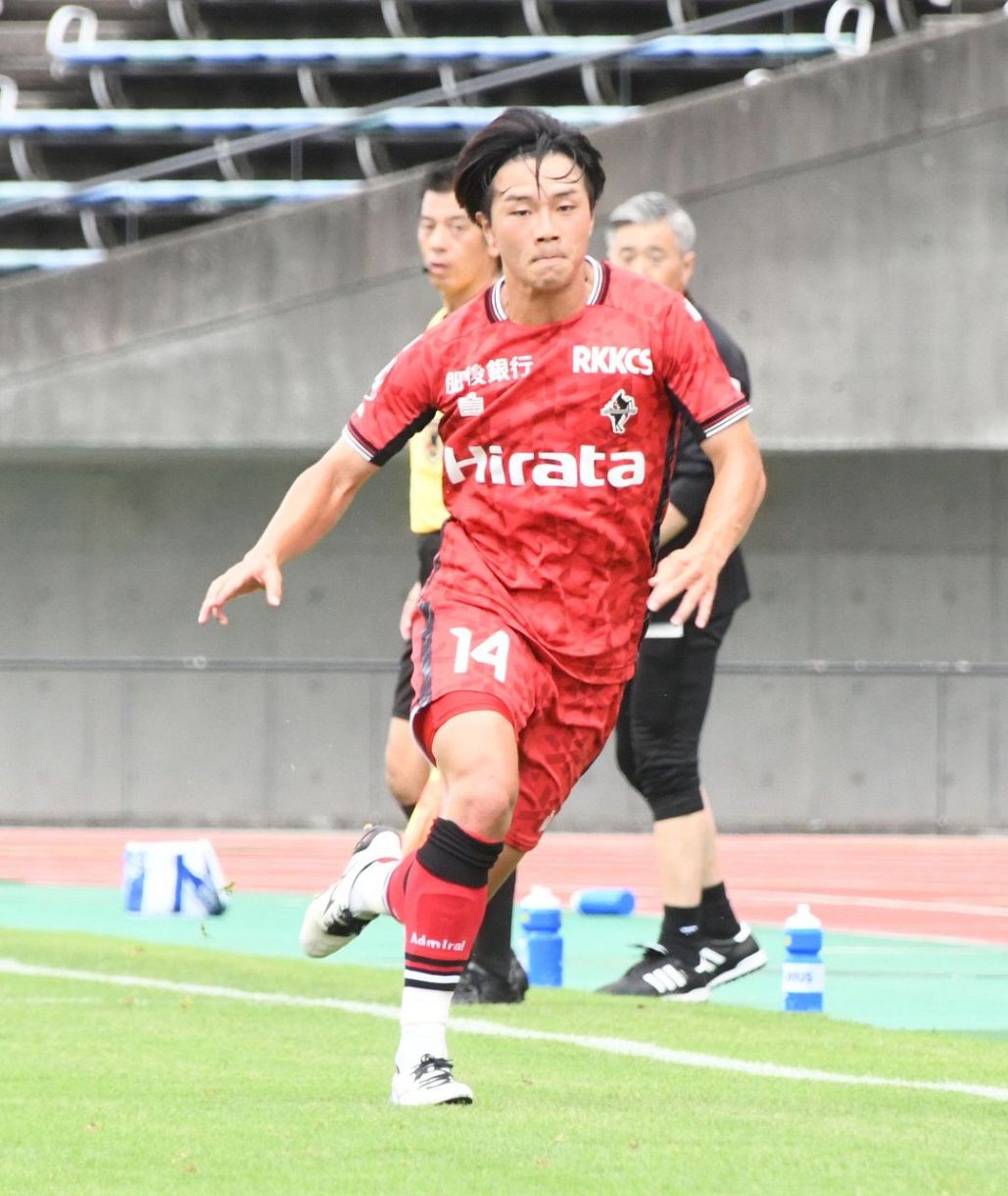 ☆☆☆ サガン鳥栖 塩浜遼 ガチャン鳥栖 エースになる覚悟で来ました」J2サガン鳥栖がロアッソ熊本の塩浜遼を
