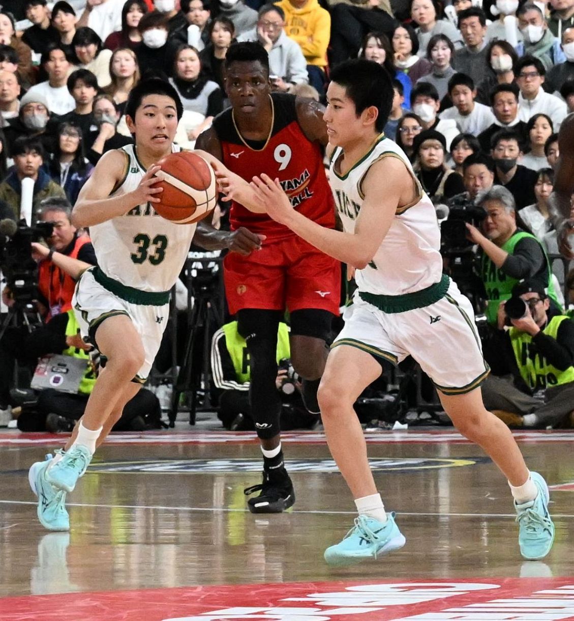 大黒柱不在も「やり切った」アクシデントばねにした福岡第一は4強で涙