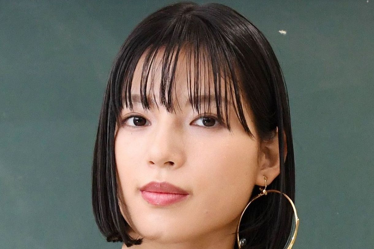なかなかのモノをお持ち」28歳になった元E-girls石井杏奈〝胸元
