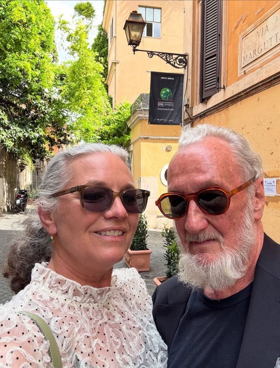エルム街の悪夢」から41年78歳主演俳優の夫婦2ショット近影に