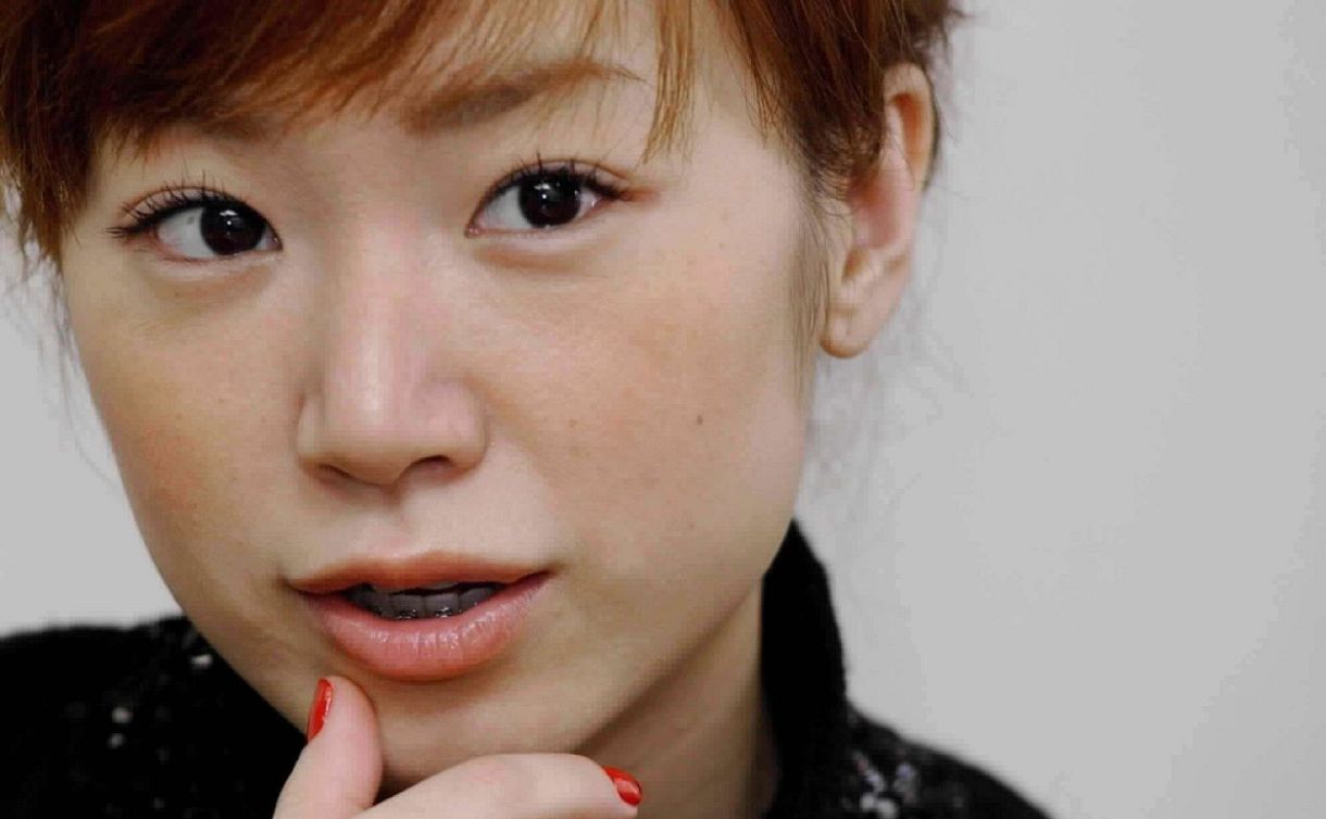 いくらなんでも変わらなさすぎる」YUKI〝ジャケ写を解禁〟個性的