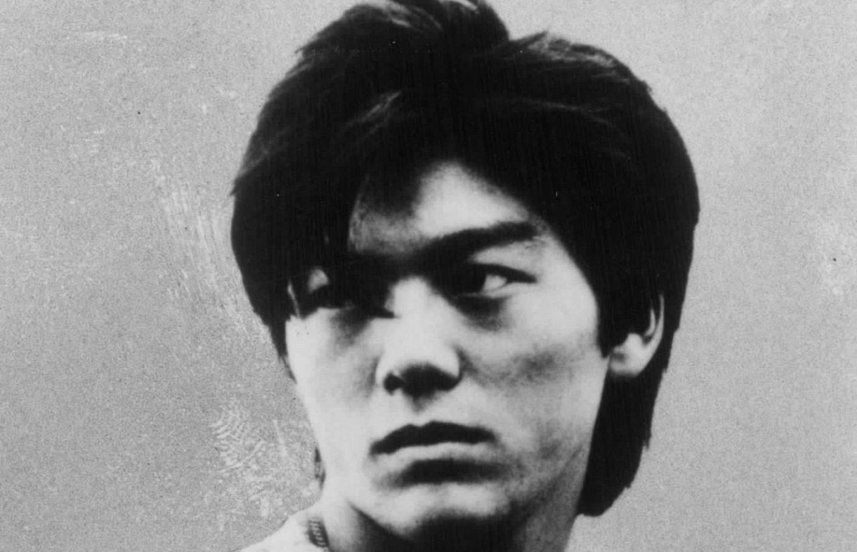 あの日の豊が息をのむほど…」尾崎豊さん、妻が38年目の結婚記念日に 