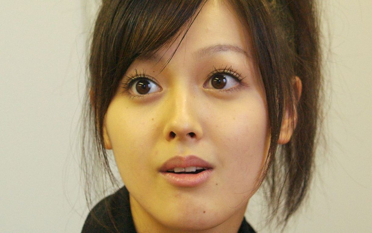 久住　小春 ブルマ風のミニパンツ！モー娘卒業から16年、33歳になった久住小春の最新ショットが話題「めっちゃ可愛すぎる」「あんよステキ」：「おっ！」でつながる地元密着のスポーツ応援メディア  西スポWEB OTTO!