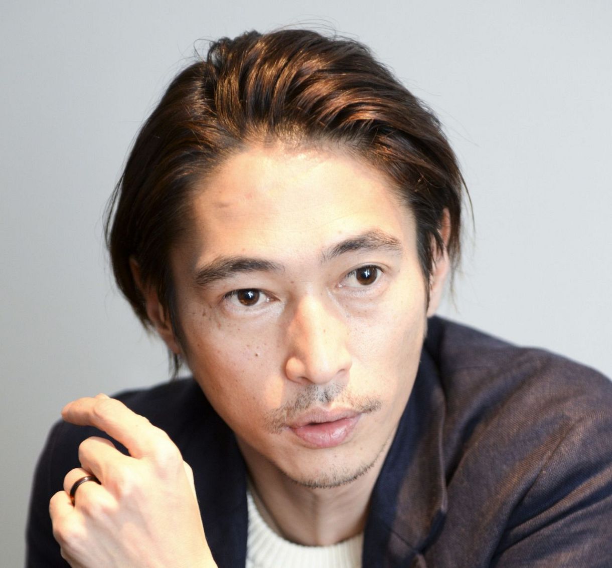 窪塚洋介 愛用品 水晶 Lサイズ 窪塚愛流：窪塚洋介の息子 身長182センチ、抜群のスタイル際立つ装い